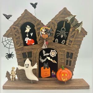 Hand Crafted Haunted House Jewelry Art: Halloween Brooch Display - Spooky Kitsch